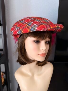Scotland Red Plaid Newsboy Cap with Tartan Pattern